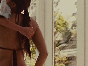 Halle BerrySexy in Things We Lost in the Fire