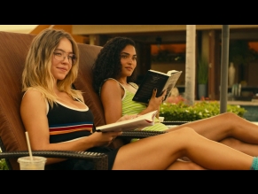  alt="Alexandra Daddario Sexy in The White Lotus"