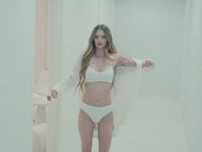  alt="Hazel Graye Sexy in The Beauty"