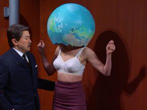 Heidi GardnerSexy in Saturday Night Live