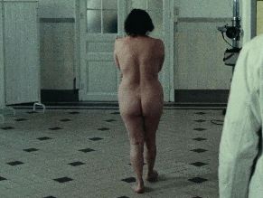  alt="Isabelle Sadoyan Sexy in Mr. Klein"
