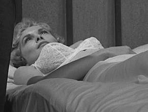 Nude photos of janet leigh