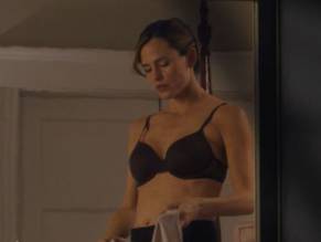 Jennifer garner nude scenes