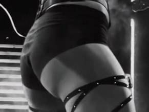 Jessica AlbaSexy in Sin City: A Dame to Kill For