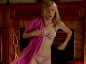 Jessy SchramSexy in American Pie Presents The Naked Mile