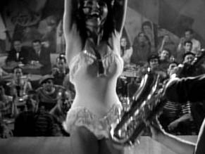 Joan CollinsSexy in Seven Thieves