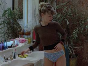 Julie ChristieSexy in Don't Look Now