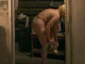  alt="Karolina Kowalska Sexy in Women's Hell"