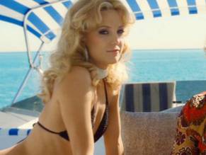 Kate HudsonSexy in You, Me and Dupree