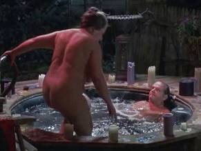 Kathy Bates About Schmidt About Schmidt Beautiful Celebrity Sexy Nude Scene