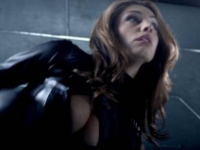 Kelly BrookSexy in Metal Hurlant Chronicles