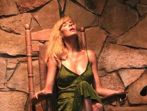  alt="Kelly Reilly Sexy in Dutton Ranch"