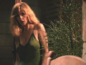  alt="Kelly Reilly Sexy in Dutton Ranch"