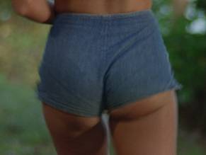 Kirsten BakerSexy in Friday the 13th Part 2