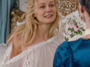 Kirsten DunstSexy in Marie Antoinette