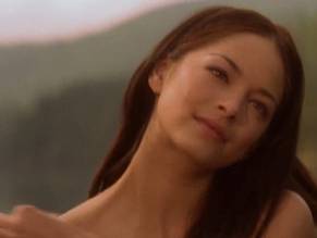 Nude Scenes On Smallville