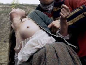 Laura DonnellySexy in Outlander