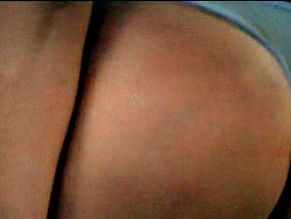  alt="Laura Osma Sexy in Fake Profile"