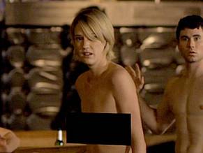 Lauren Lee SmithSexy in Girl Walks Into a Bar