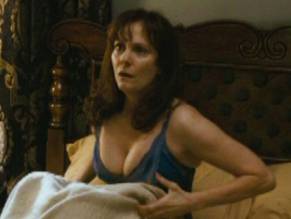 291px x 219px - LESLEY ANN WARREN Nude - AZNude