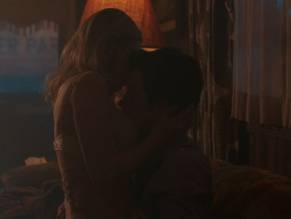 Lili Reinhart Sexy in Riverdale