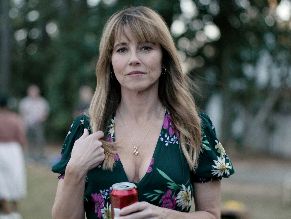  alt="Linda Cardellini Sexy in Dtf St. Louis"