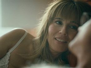  alt="Linda Cardellini Sexy in Dtf St. Louis"