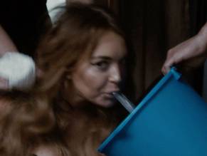 Lindsay LohanSexy in Scary Movie