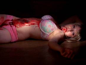 Lindsey ScottSexy in Buried Alive