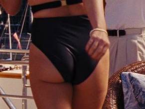 Madison McKinleySexy in The Wolf of Wall Street