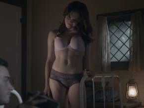 Melissa Roxburgh Sex