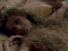 Michelle PfeifferSexy in A Midsummer Night's Dream