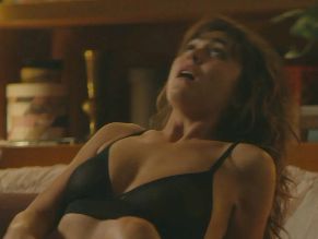  alt="Mika Abdalla Sexy in Off Campus"