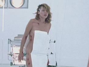 Milla JovovichSexy in Resident Evil