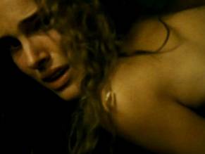 Natalie Portman Sexy in Goya's Ghosts