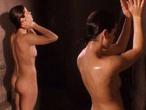 Topless neve cambell Neve Campbell