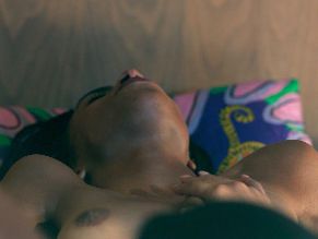 Nira Oshaia Sexy in Olympo