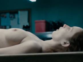 Olwen  Catherine  KellySexy in The Autopsy of Jane Doe