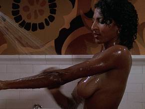 Pic nude pam grier Pam Grier
