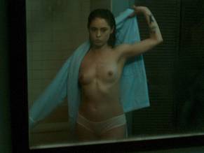 Rosa Salazar Nude