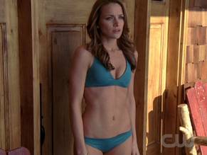 Shantel VanSantenSexy in One Tree Hill