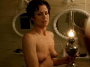 Sigourney WeaverSexy in Death and the Maiden