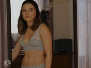 Has sophia bush ever been nude