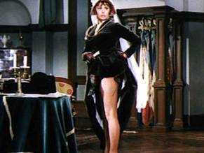 Sophia LorenSexy in Madame Sans-Gene