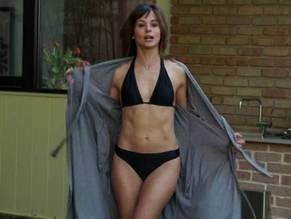 Nackt Stephanie Szostak  Stephanie Szostak's