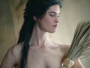  alt="Suzanne Lindon Sexy in Colours Of Time"