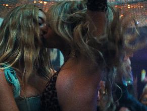  alt="Sydney Sweeney Sexy in Euphoria"