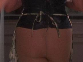 Valerie PerrineSexy in The Amateurs