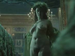 Versailles Nude