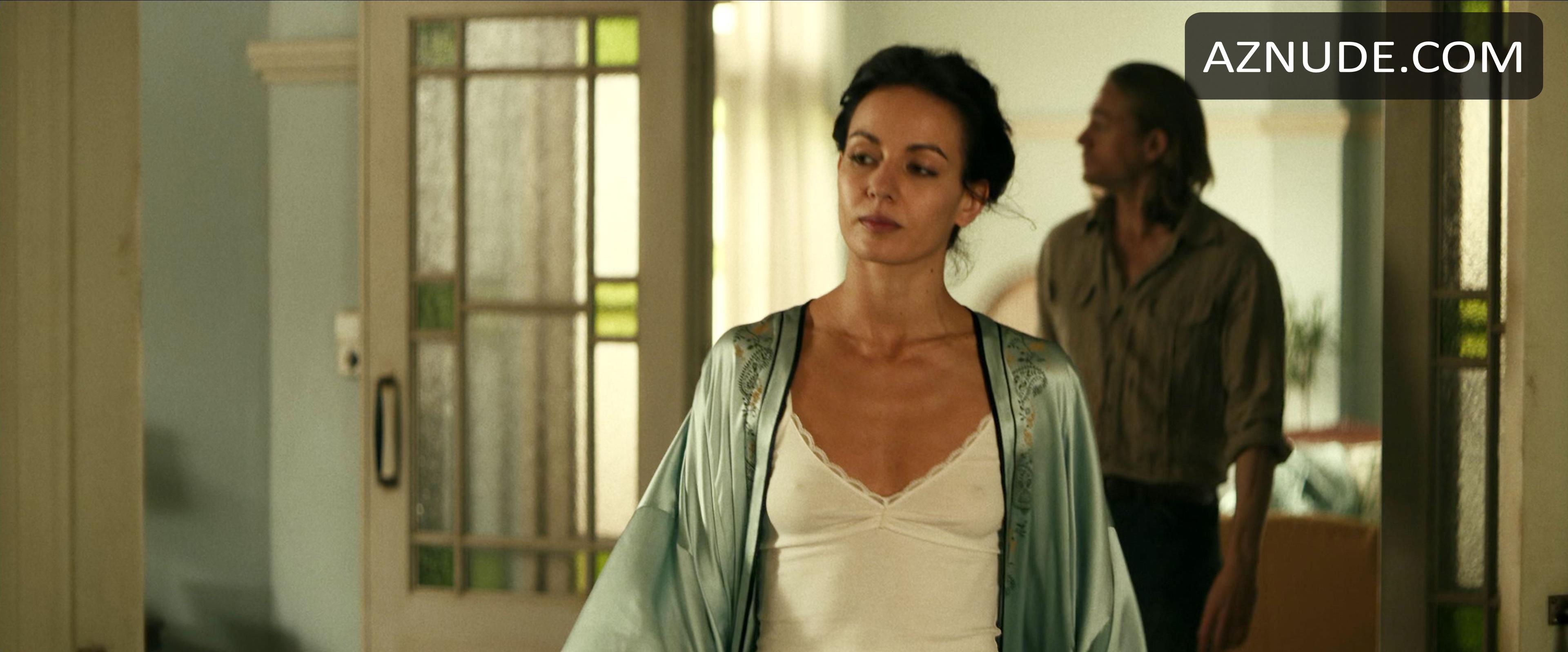 Antonia desplat naked